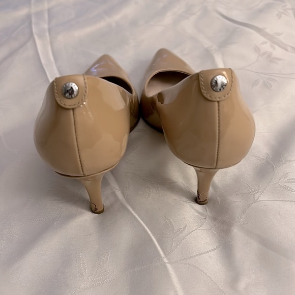 Michael Kors 👠 Size 8M - Picture 2 of 3